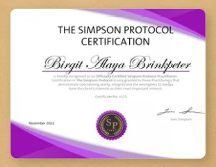 Simpson Protocol Zertifikat, weiß und lila mit schwarzer Schrift  von Birgit Alaya Brinkpeter